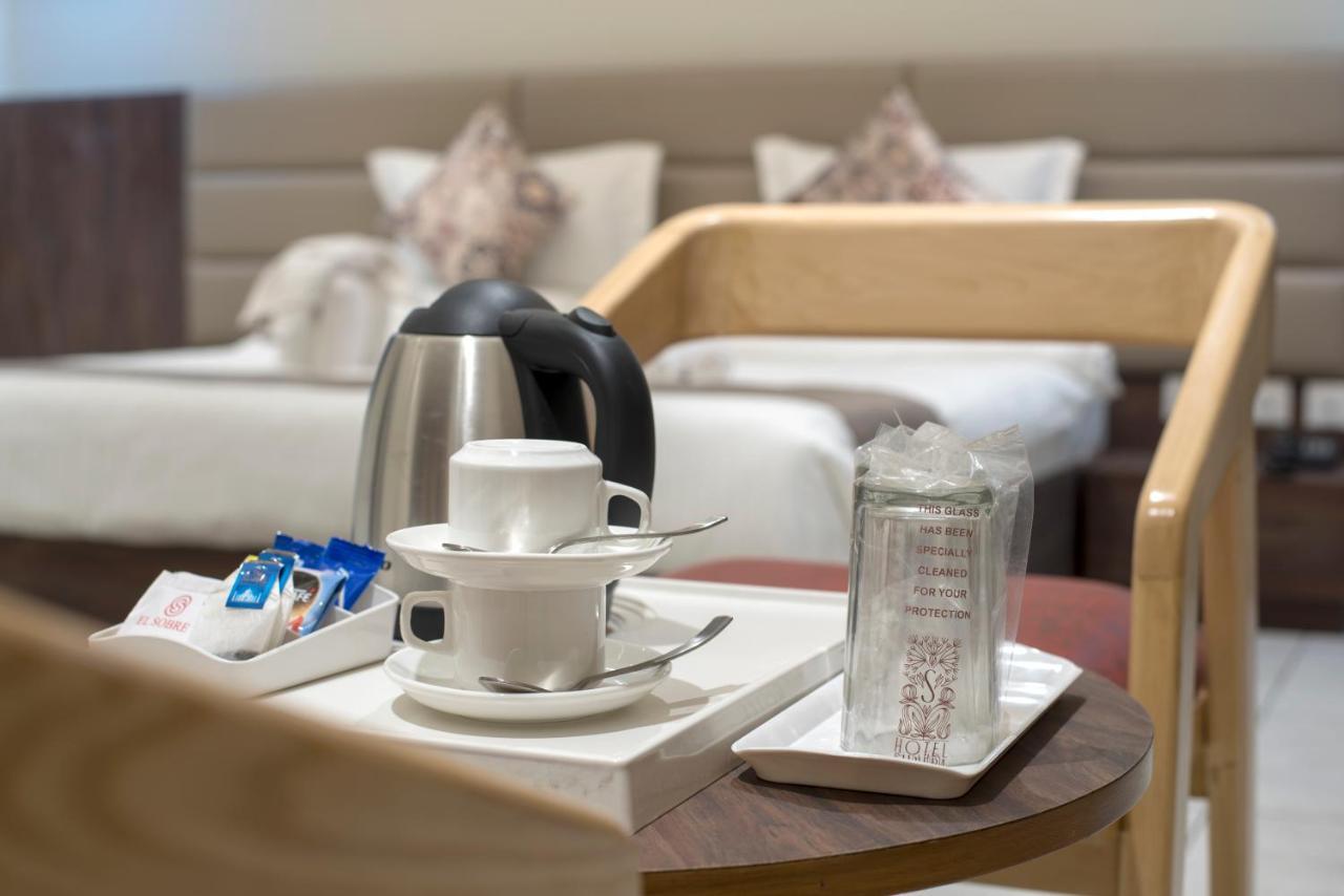 Hotel Silvera Grand อาเมดาบัด ภายนอก รูปภาพ
